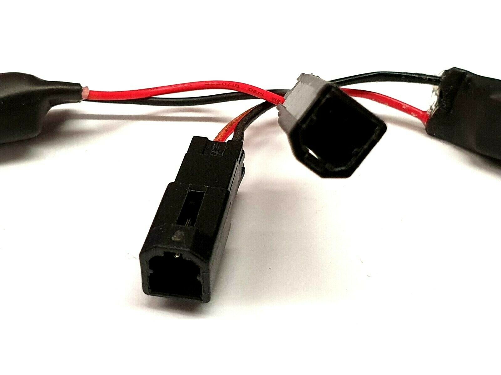 Adapter Kabel mit Widerstand 10W 15Ohm LED Blinker für Ducati Panigale 1199