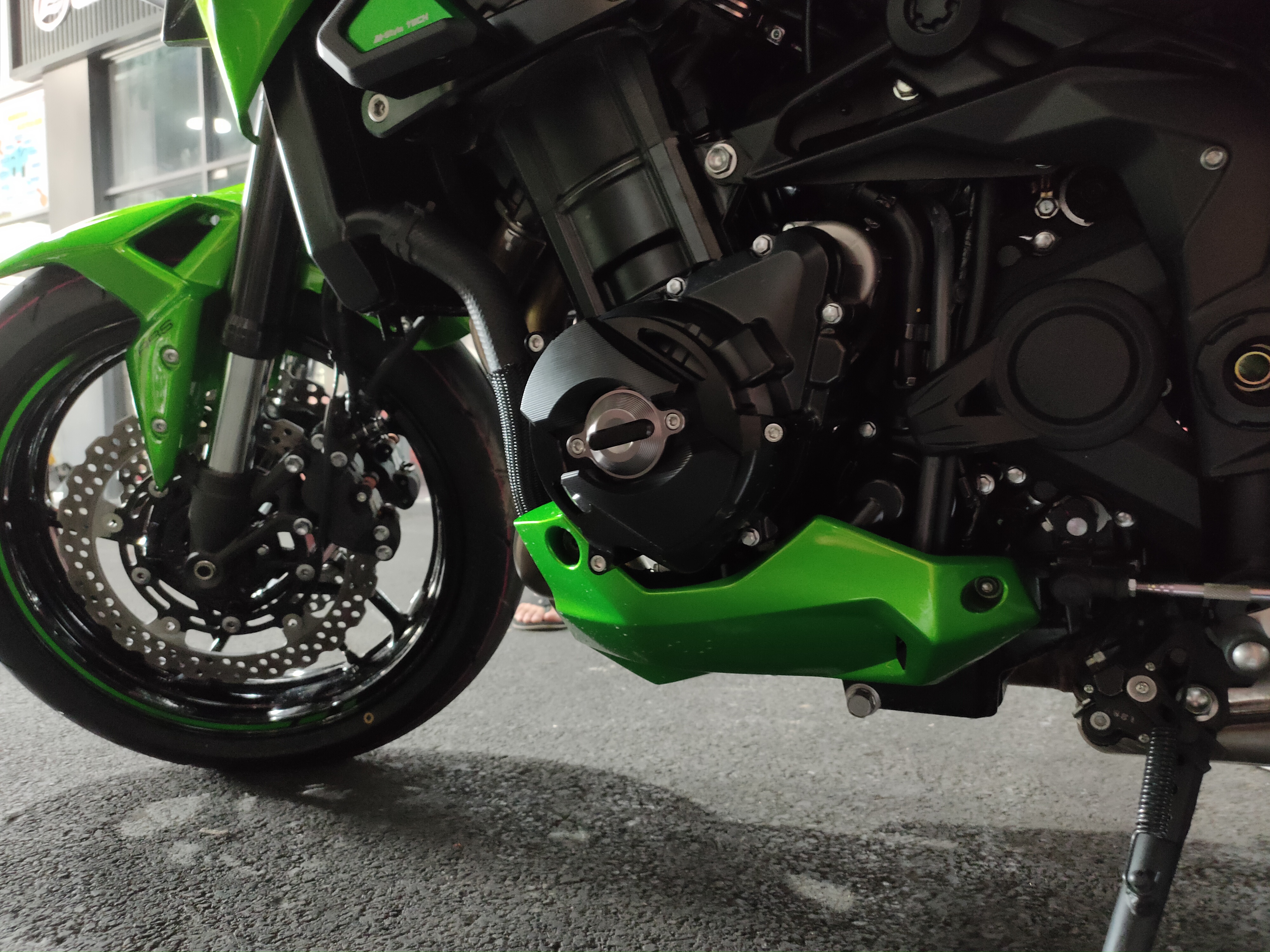 Kawasaki Z 900 Motorschutz Schutzabdeckung Sturzpads Engine Slider ab 2017-
